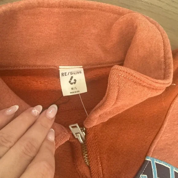 Re/Done North Carolina Quarter-Zip Sweatshirt - Picture 7 of 8